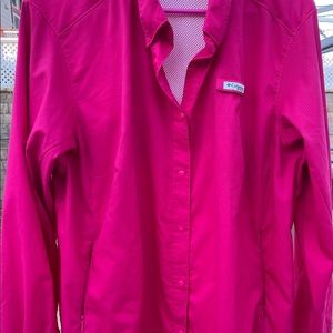 Women’s Columbia OmniShade Shirt